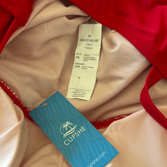 Cupshe Red and White Swimsuit size XL - Picture 10 of 10